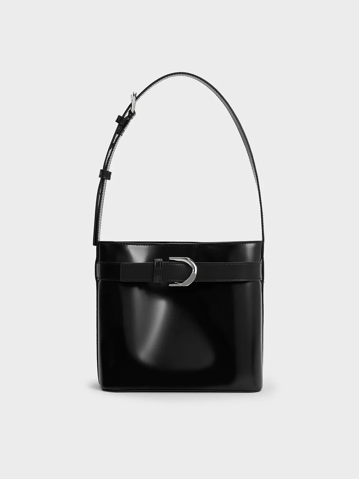 Gabine Leather Belted Bucket Bag - Noir