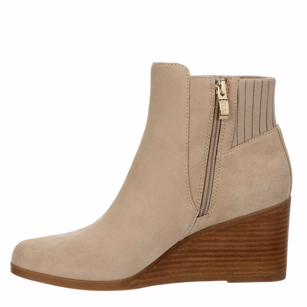 LAUREN BLAKWELL  WOMENS TANNER WEDGE BOOT