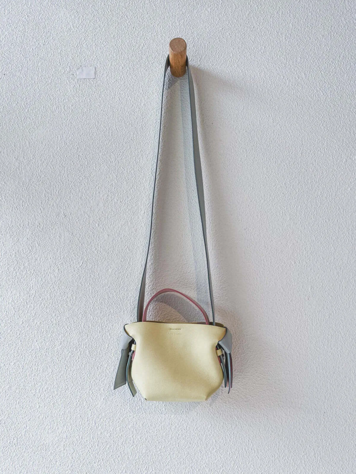 MUSUBI MINI LEATHER SHOULDER BAG - Pink/Light Blue/Yellow