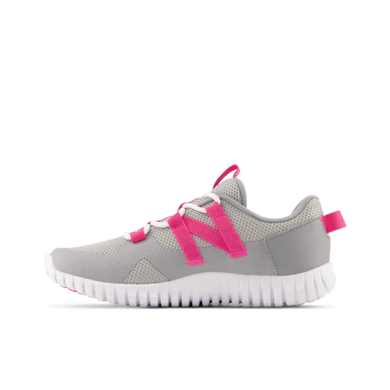 New Balance Youth Girls Playgruv V2 Bungee Running Shoe - GTPGRVAD (Wide)