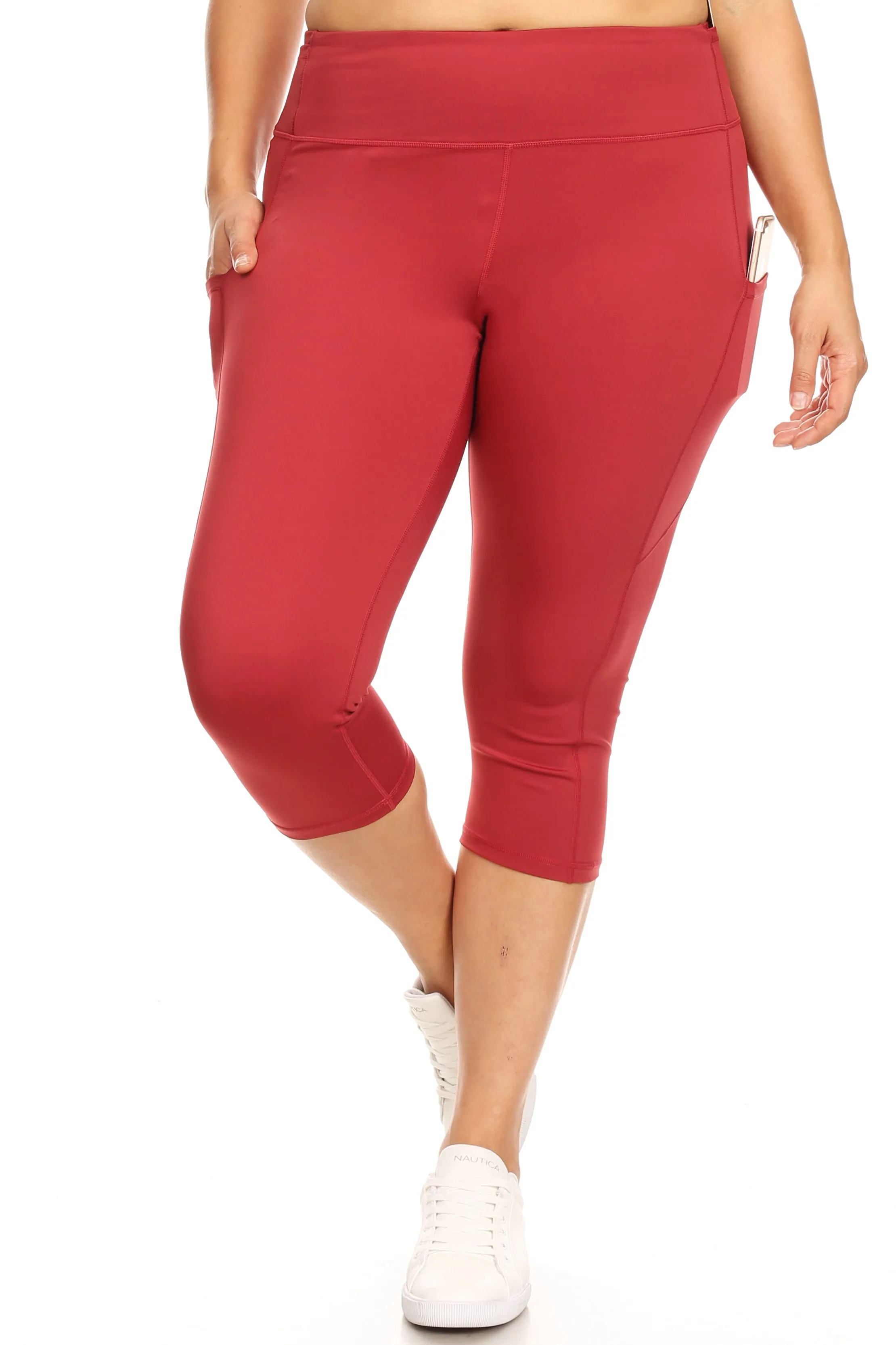 Plus Size Active 5-Pocket Capri Leggings