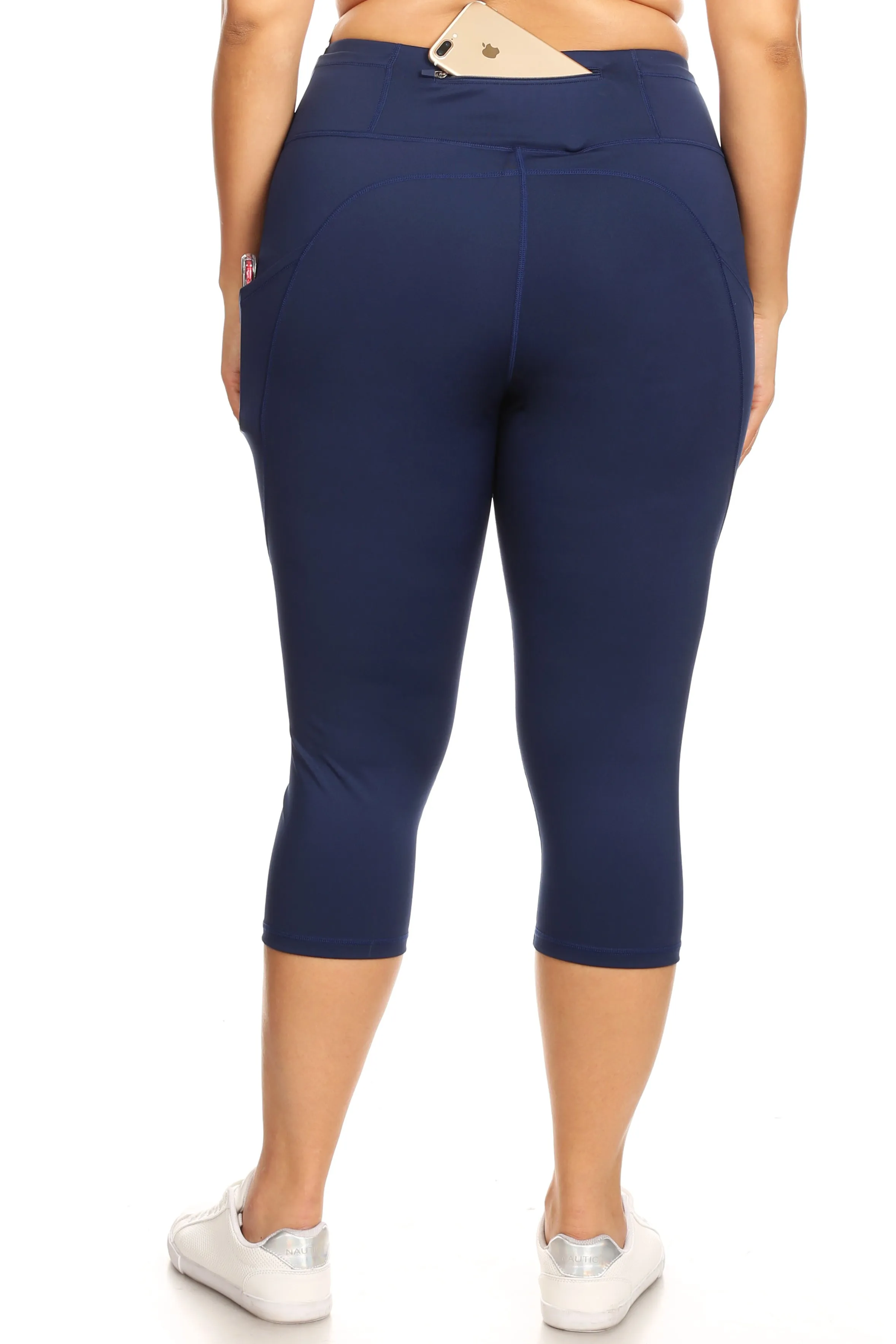 Plus Size Active 5-Pocket Capri Leggings