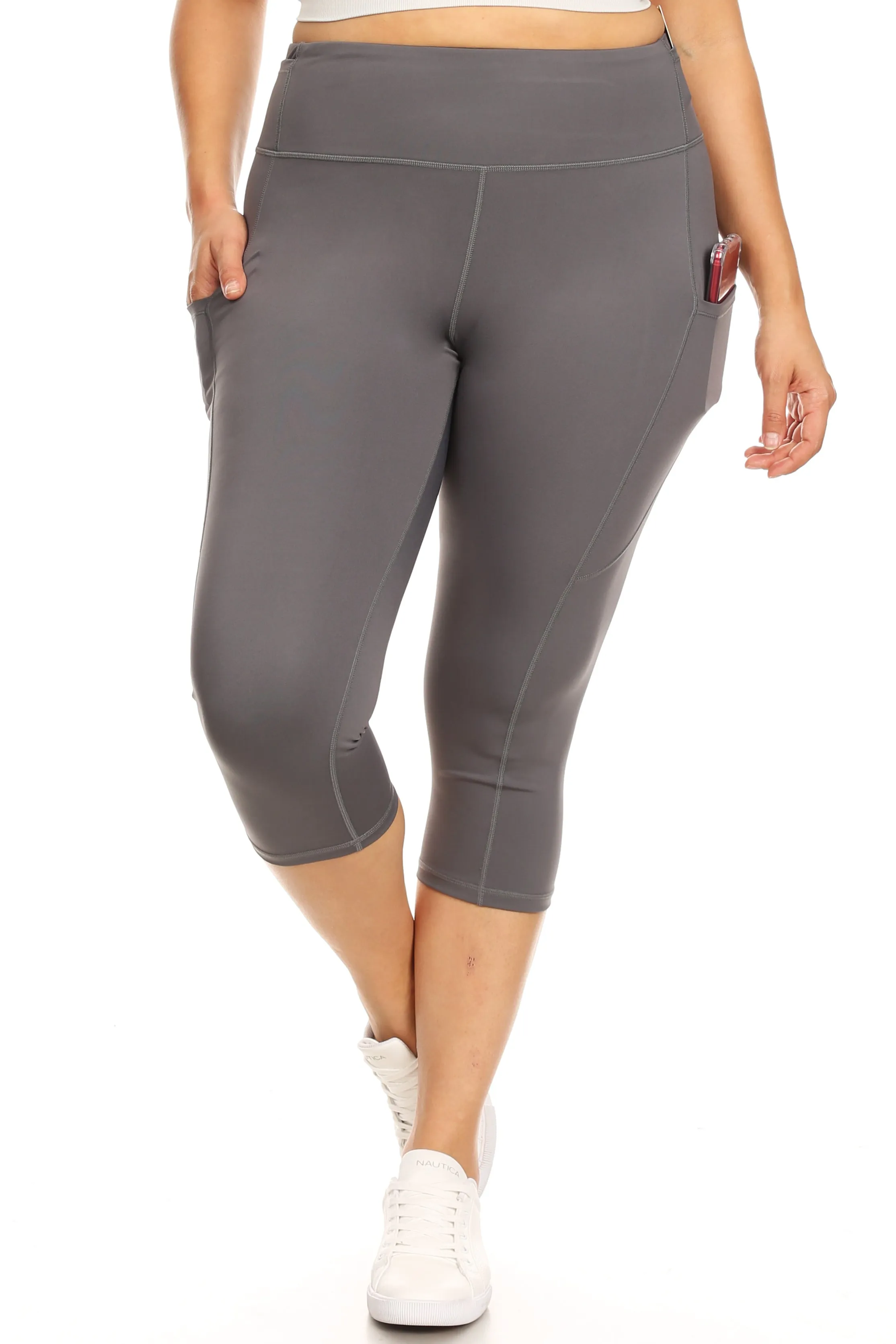 Plus Size Active 5-Pocket Capri Leggings