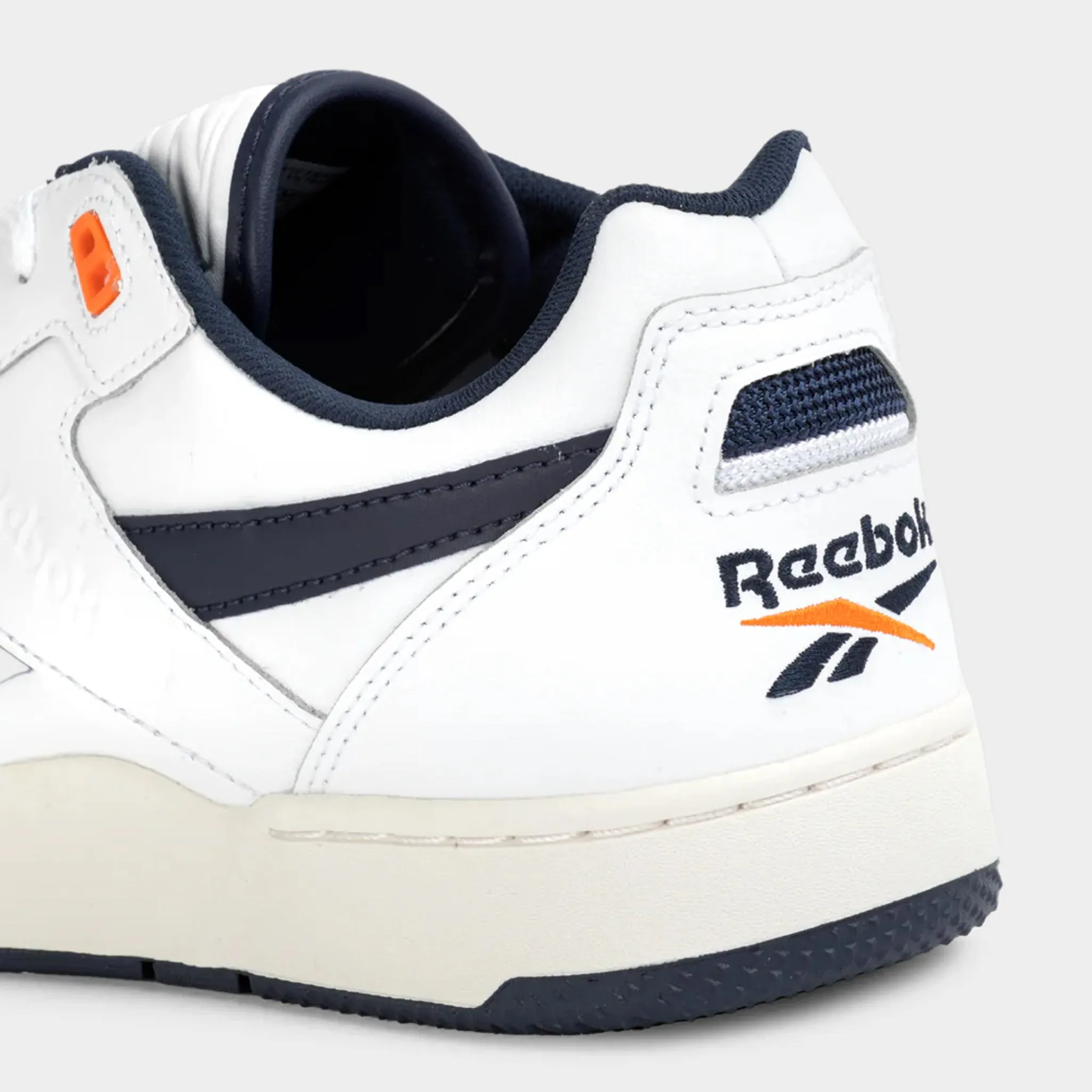 Reebok BB 4000 II White / Vector Navy