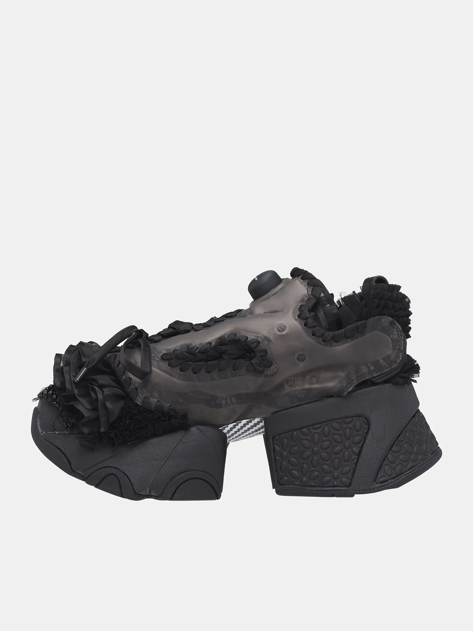 Reebok Instapump Fury Sneakers (3N-K102-051-BLACK)